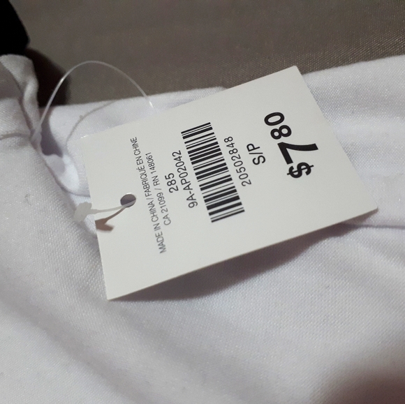 Brand New With Tags Ardene T-shirt - Picture 3 of 5